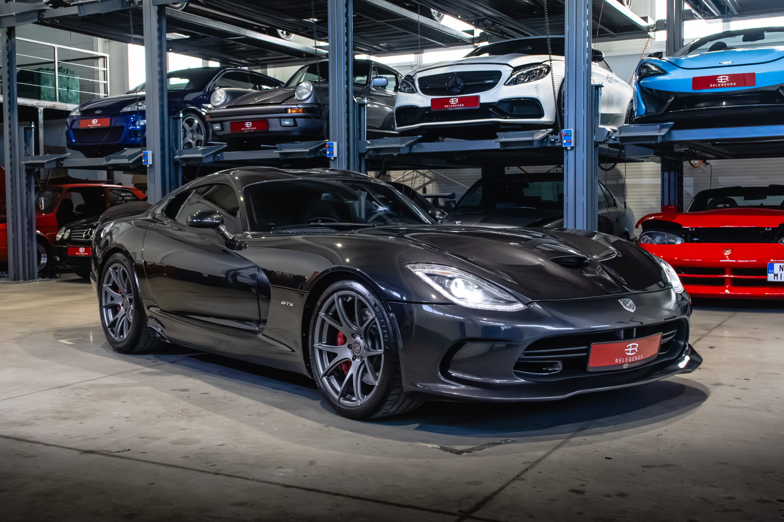 SRT Viper GTS